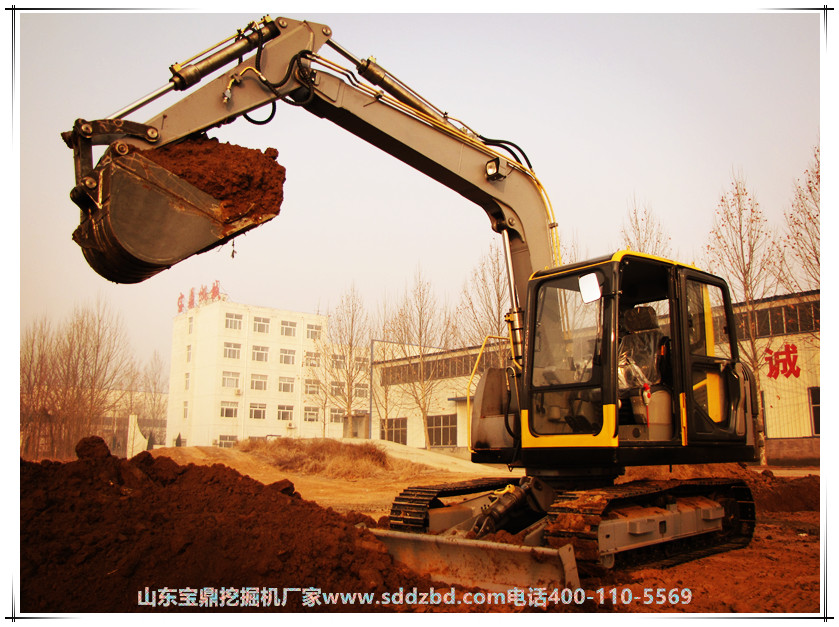 山东宝鼎挖掘机厂家80小型挖掘机械产品